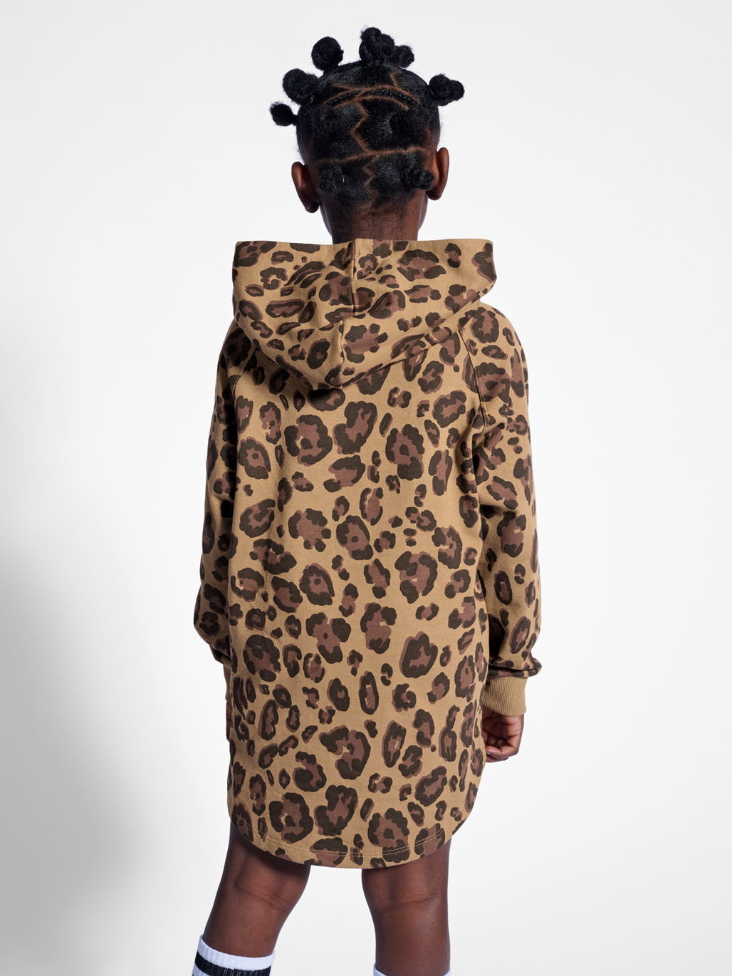 stmEASTWOOD HOODIE, SEPIA TINT, model